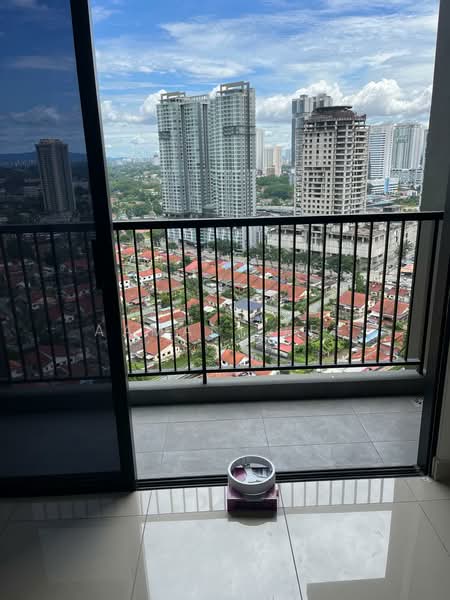 Servis Apartment untuk Dijual di Twin Tower Residence - Aamani Lee - Balcony - PropertyGuru.com.my