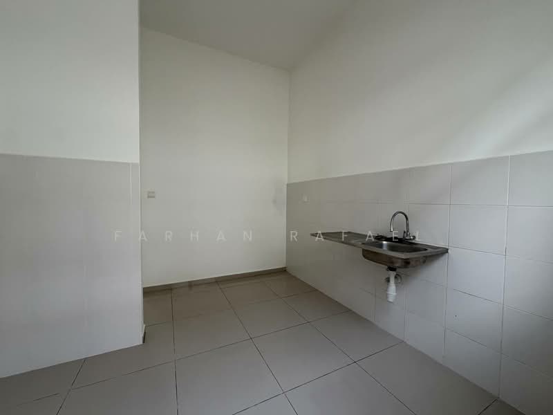 2-storey Terraced House for Sale in Eco Grandeur (Puncak Alam) - Farhan Rafael - Kitchen - PropertyGuru.com.my