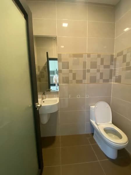 Semi-Detached House for Sale in Taman Impian Emas (Skudai) - Ben Foo - Bathroom - PropertyGuru.com.my