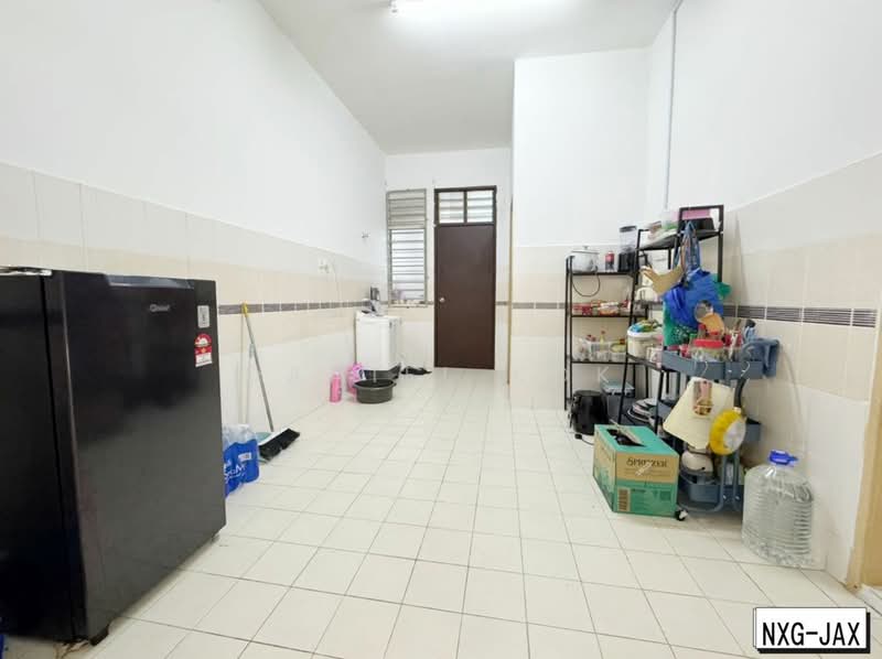 2-storey Terraced House for Sale in Alam Nusantara (Setia Alam) - Daniel Kok - Kitchen - PropertyGuru.com.my