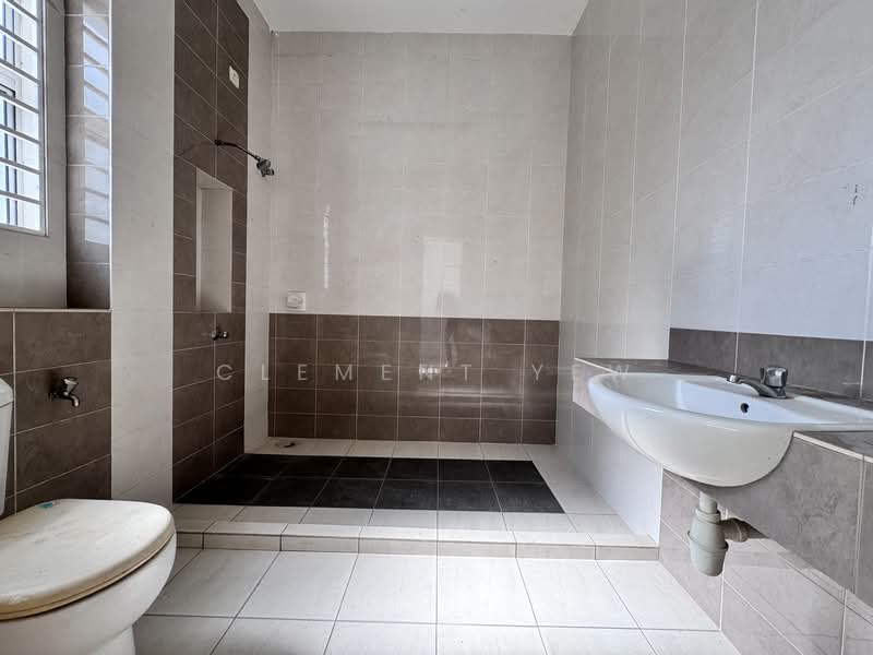 Rumah Teres 2 Tingkat untuk Dijual di Setia Alam (Selangor) - Clement Yew - Bathroom - PropertyGuru.com.my