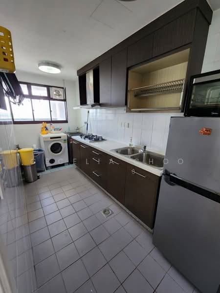 Kondominium untuk Disewa di Ujana Executive Apartment - Cecelia Choo - Kitchen - PropertyGuru.com.my