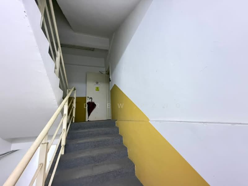 Shop / Office for Rent in Kota Damansara (Selangor) - Andrew Pang - Corridor - PropertyGuru.com.my