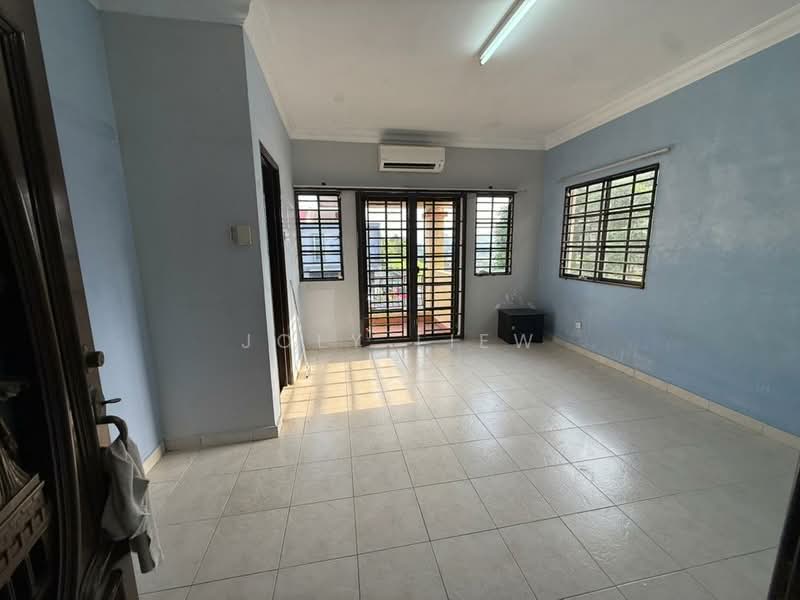 Rumah Teres 2 Tingkat untuk Dijual di Bandar Damai Perdana (Cheras) - Joly Liew - Living Room - PropertyGuru.com.my