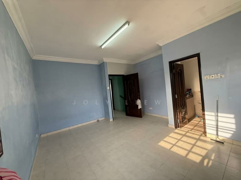 Rumah Teres 2 Tingkat untuk Dijual di Bandar Damai Perdana (Cheras) - Joly Liew - Living Room - PropertyGuru.com.my