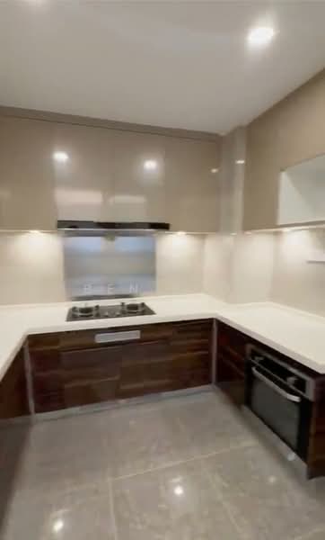 Servis Apartment untuk Dijual di R&F Princess Cove Phase 1 - Ben Foo - Kitchen - PropertyGuru.com.my