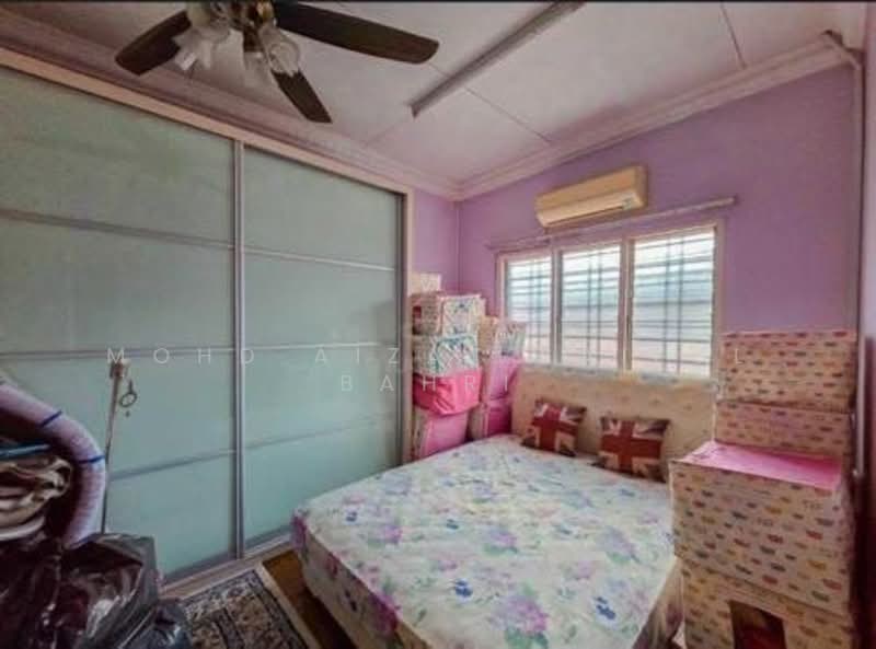 2-storey Terraced House for Sale in Putra Heights (Subang Jaya) - Mohd Aizat Saiful Bahri - Bedroom - PropertyGuru.com.my