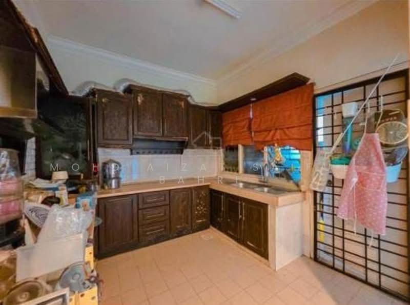 2-storey Terraced House for Sale in Putra Heights (Subang Jaya) - Mohd Aizat Saiful Bahri - Kitchen - PropertyGuru.com.my