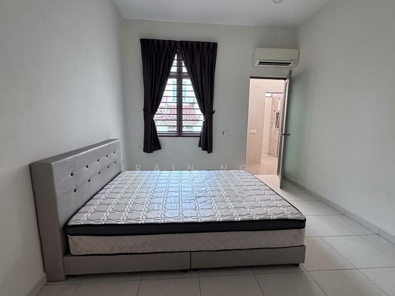 2-storey Terraced House for Rent in Taman Sutera Utama (Skudai) - Rain Ng - Bedroom - PropertyGuru.com.my