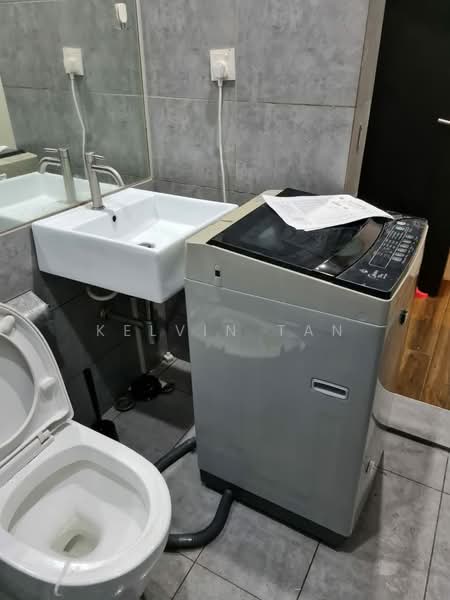 Condominium for Sale at The Place @ Cyberjaya (Service Residence) - Kelvin Tan - Bathroom - PropertyGuru.com.my