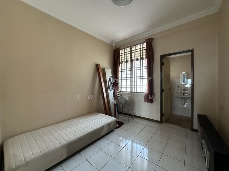 2-storey Terraced House for Sale in Bandar Mahkota Cheras (Cheras) - Lewis Tam - Bedroom - PropertyGuru.com.my