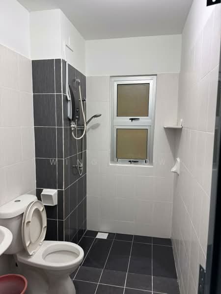 Servis Apartment untuk Dijual di Saville @ Kajang - Wing Seow - Bathroom - PropertyGuru.com.my