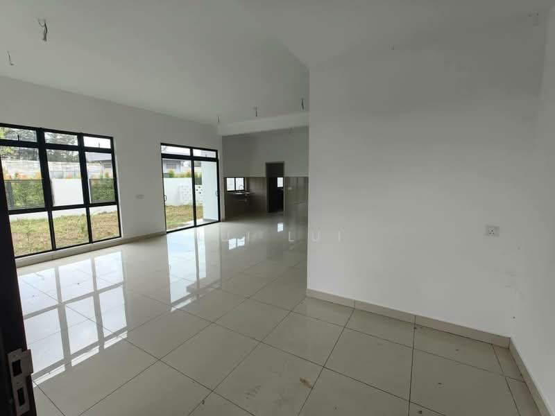 Rumah Kluster untuk Dijual di Iskandar Puteri (Nusajaya) (Johor) - Lui Lui - Living Room - PropertyGuru.com.my