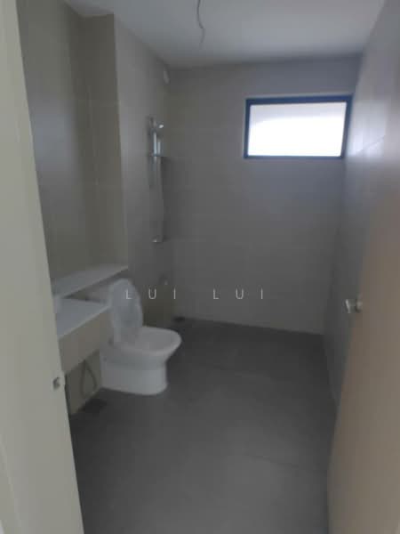 Rumah Kluster untuk Dijual di Iskandar Puteri (Nusajaya) (Johor) - Lui Lui - Bathroom - PropertyGuru.com.my