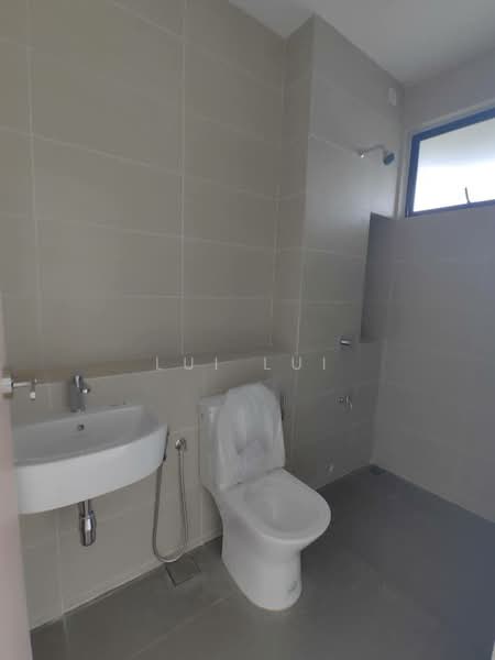 Rumah Kluster untuk Dijual di Iskandar Puteri (Nusajaya) (Johor) - Lui Lui - Bathroom - PropertyGuru.com.my
