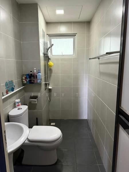 Condominium for Rent at The Peak Residences - Jerry Tan - Bathroom - PropertyGuru.com.my