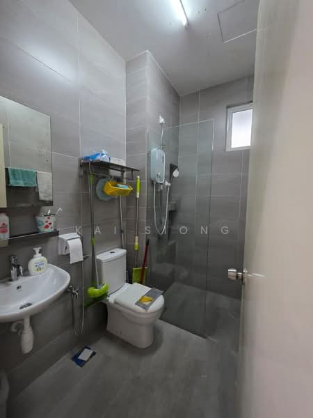 Cluster House for Sale in Johor Bahru (Johor) - Kai Siong - Bathroom - PropertyGuru.com.my