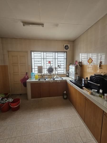 2-storey Terraced House for Sale in Bukit Indah (Iskandar Puteri (Nusajaya)) - Katherine Low - Kitchen - PropertyGuru.com.my