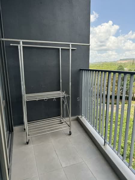 Kondominium untuk Dijual di The WaterEdge (Pinggiran Air) - Joan Sin - Balcony - PropertyGuru.com.my