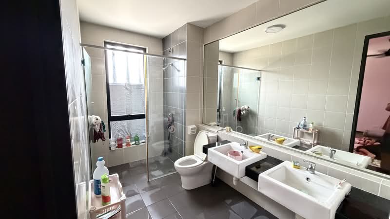 Rumah Teres untuk Dijual di Semenyih (Selangor) - Nichole Ong - Bathroom - PropertyGuru.com.my