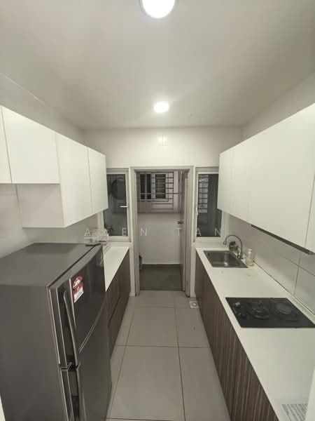 Service Residence for Sale at Seasons Amara Larkin - Alen Tan - Kitchen - PropertyGuru.com.my