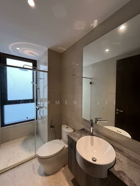 Servis Apartment untuk Disewa di Marriott Residence @ Gurney - Clemment Lee - Bathroom - PropertyGuru.com.my