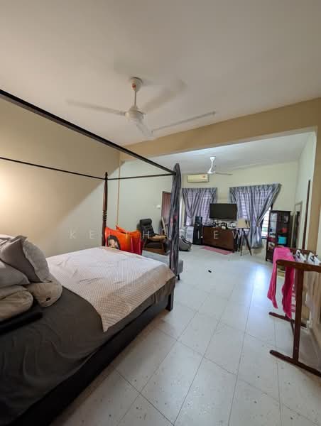 Rumah Teres 1 Tingkat untuk Dijual di Taman Teluk Gedung Indah (Klang) - Keith Liew - Bedroom - PropertyGuru.com.my