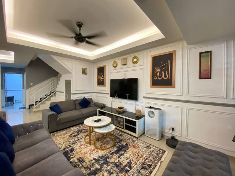 2-storey Terraced House for Sale in Bandar Baru Bangi (Selangor) - Mohd Aizat Saiful Bahri - Living Room - PropertyGuru.com.my