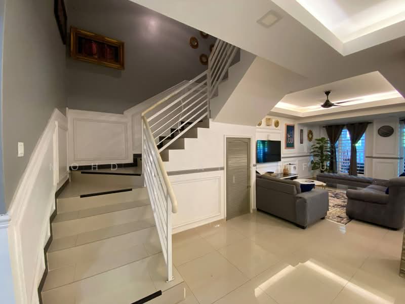 2-storey Terraced House for Sale in Bandar Baru Bangi (Selangor) - Mohd Aizat Saiful Bahri - Living Room - PropertyGuru.com.my
