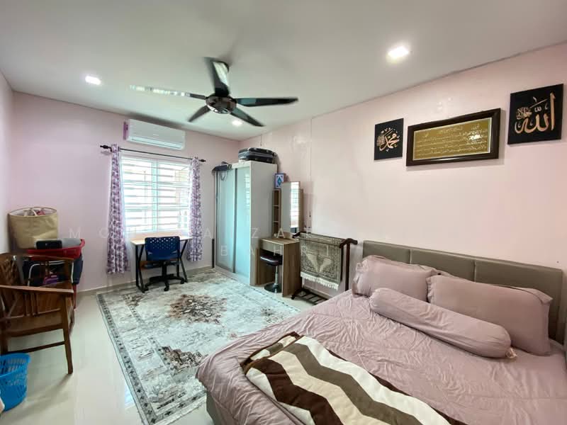 2-storey Terraced House for Sale in Bandar Baru Bangi (Selangor) - Mohd Aizat Saiful Bahri - PropertyGuru.com.my