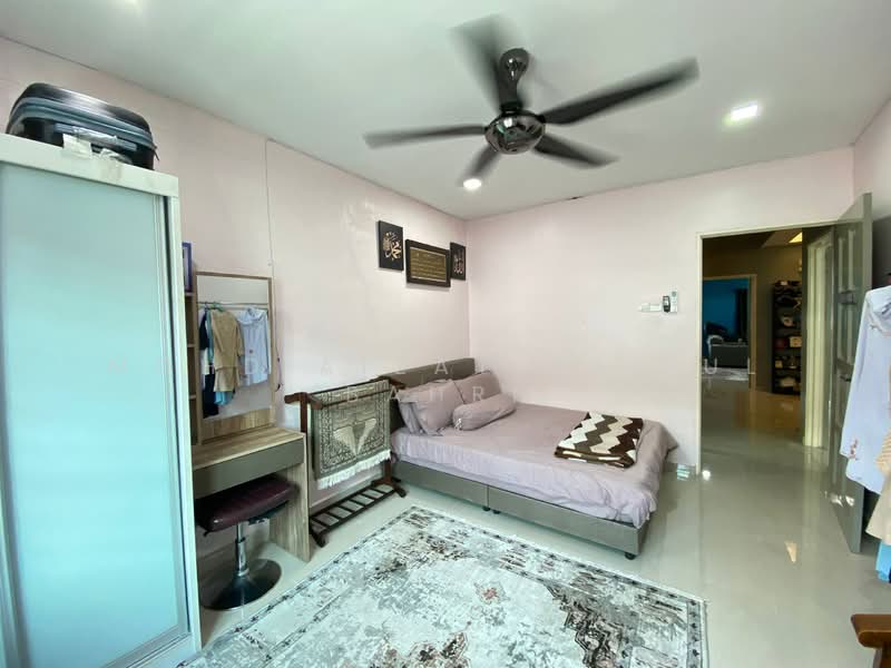 2-storey Terraced House for Sale in Bandar Baru Bangi (Selangor) - Mohd Aizat Saiful Bahri - PropertyGuru.com.my