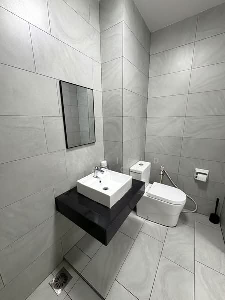 Servis Apartment untuk Disewa di Sky Trees - Scofield Lance - Bathroom - PropertyGuru.com.my