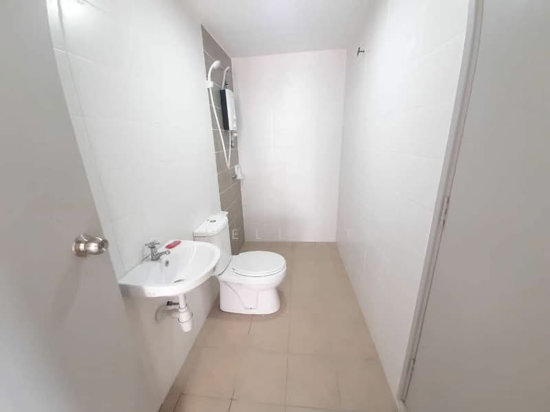 Rumah Berkembar untuk Dijual di Semenyih (Selangor) - Michelle Tan - Bathroom - PropertyGuru.com.my