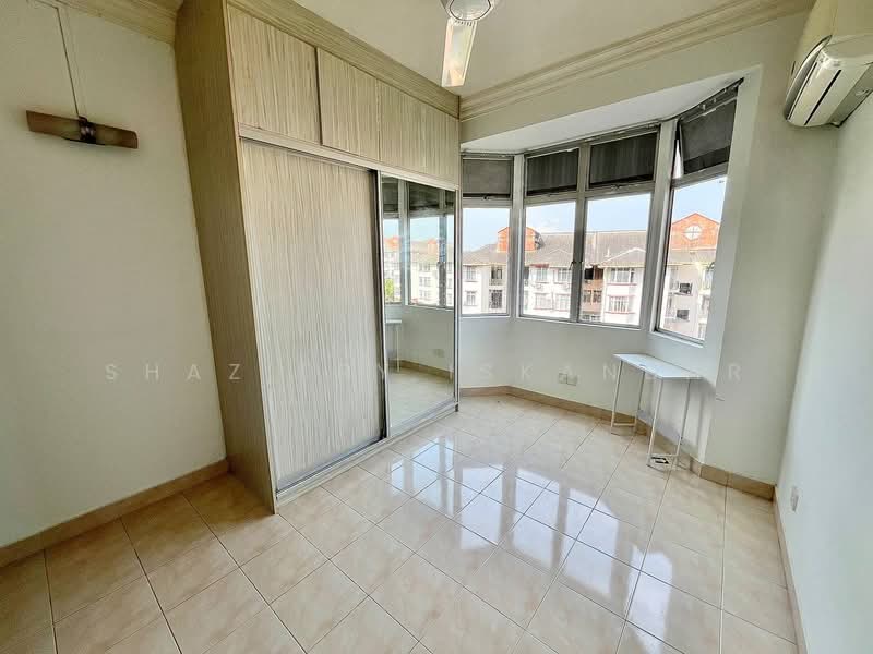 Pangsapuri untuk Dijual di Sri Wira Rivera Rise - Shaziery Iskandar - Bedroom - PropertyGuru.com.my