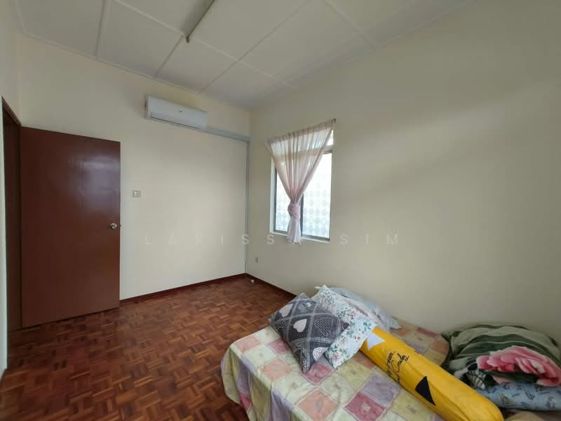 Rumah Berkembar untuk Dijual di Johor Bahru (Johor) - Larissa Sim - Bedroom - PropertyGuru.com.my