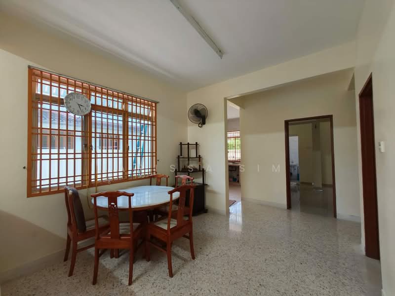 Rumah Berkembar untuk Dijual di Johor Bahru (Johor) - Larissa Sim - Dining Room - PropertyGuru.com.my