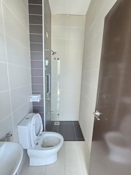 Vila Berkembar untuk Disewa di Johor Bahru (Johor) - Henric Chng - Bathroom - PropertyGuru.com.my