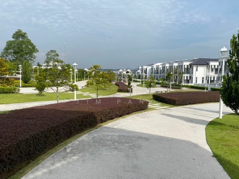 Rumah Teres 2 Tingkat untuk Dijual di Eco Majestic (Semenyih) - Tim Pang - Exterior - PropertyGuru.com.my