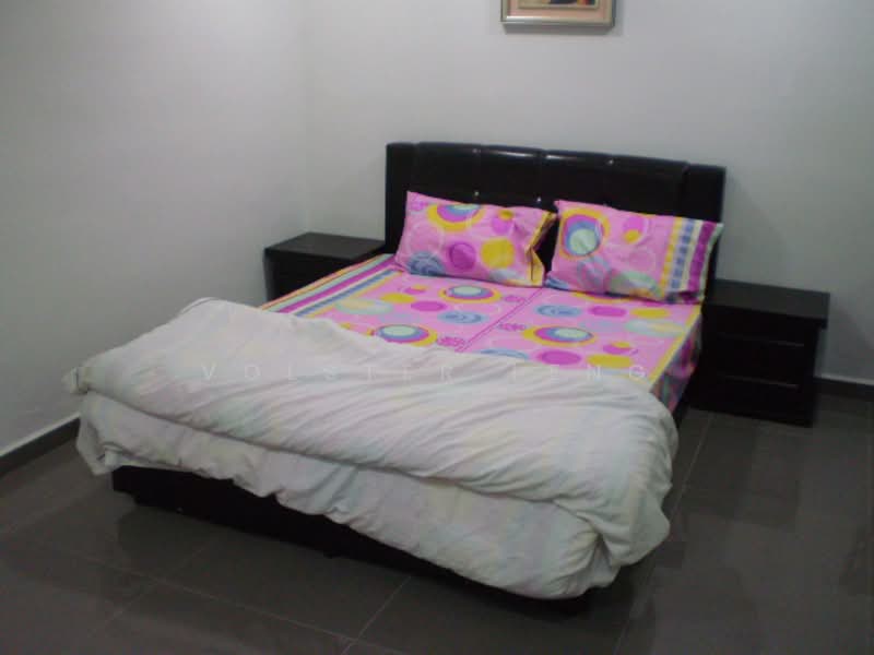 Shop / Office for Sale in Taman Damai Mewah (Kajang) - Volster Leng - Bedroom - PropertyGuru.com.my