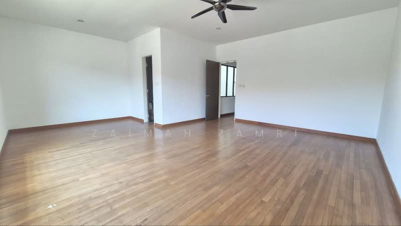 2-storey Terraced House for Sale in Alam Impian (Shah Alam) - Zaimah Zamri - Living Room - PropertyGuru.com.my