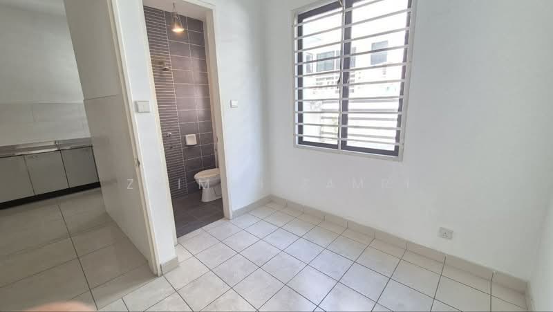 2-storey Terraced House for Sale in Alam Impian (Shah Alam) - Zaimah Zamri - Kitchen - PropertyGuru.com.my