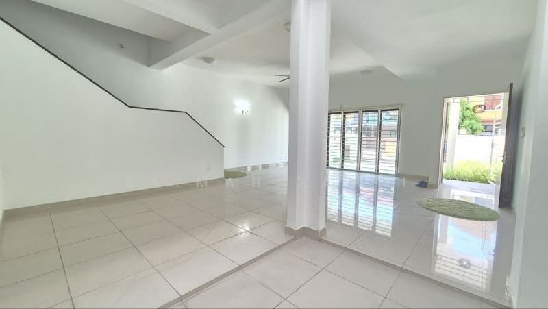 2-storey Terraced House for Sale in Alam Impian (Shah Alam) - Zaimah Zamri - Living Room - PropertyGuru.com.my