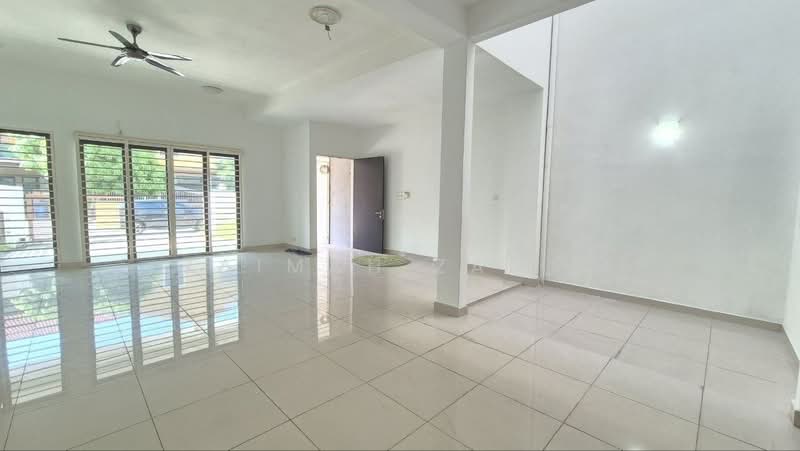 2-storey Terraced House for Sale in Alam Impian (Shah Alam) - Zaimah Zamri - Living Room - PropertyGuru.com.my
