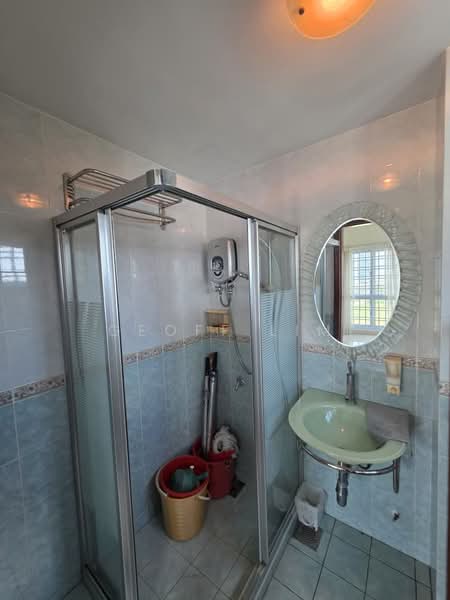 Kondominium untuk Dijual di Awana Puri - Geoff Lim - Bathroom - PropertyGuru.com.my