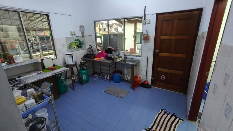 2-storey Terraced House for Sale in BANDAR PUCHONG JAYA (Puchong) - Aaron Wong - Kitchen - PropertyGuru.com.my