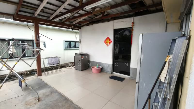 2-storey Terraced House for Sale in BANDAR PUCHONG JAYA (Puchong) - Aaron Wong - Exterior - PropertyGuru.com.my