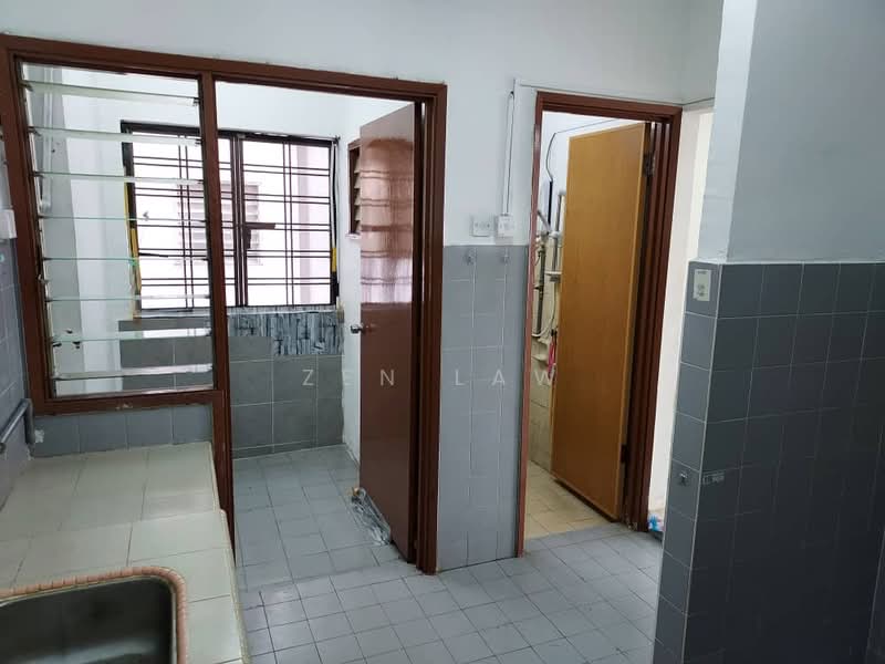 Kondominium untuk Dijual di Miharja Condominium - Zen Law - Kitchen - PropertyGuru.com.my