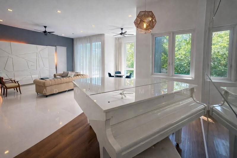 Bungalow House untuk Dijual di Sunway Damansara (Kota Damansara) - Adzura Zamedin - Living Room - PropertyGuru.com.my