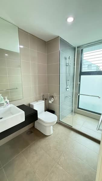 Kondominium untuk Dijual di The Straits View Condominium - Larissa Sim - Bathroom - PropertyGuru.com.my