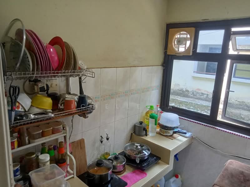 Townhouse for Sale in Alam Damai (Cheras) - Michelle Tan - Kitchen - PropertyGuru.com.my